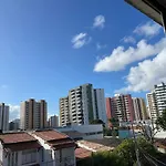 Flat Premium 1 - Recepcao 24 Horas